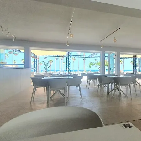 Apartamento Junto A La Playa By Hugo Beach